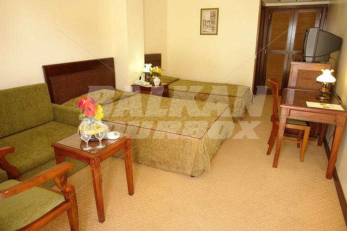 holiday in Antik Hotel and Garden