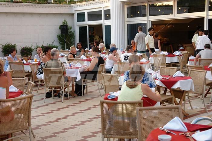 holiday in Antik Hotel and Garden