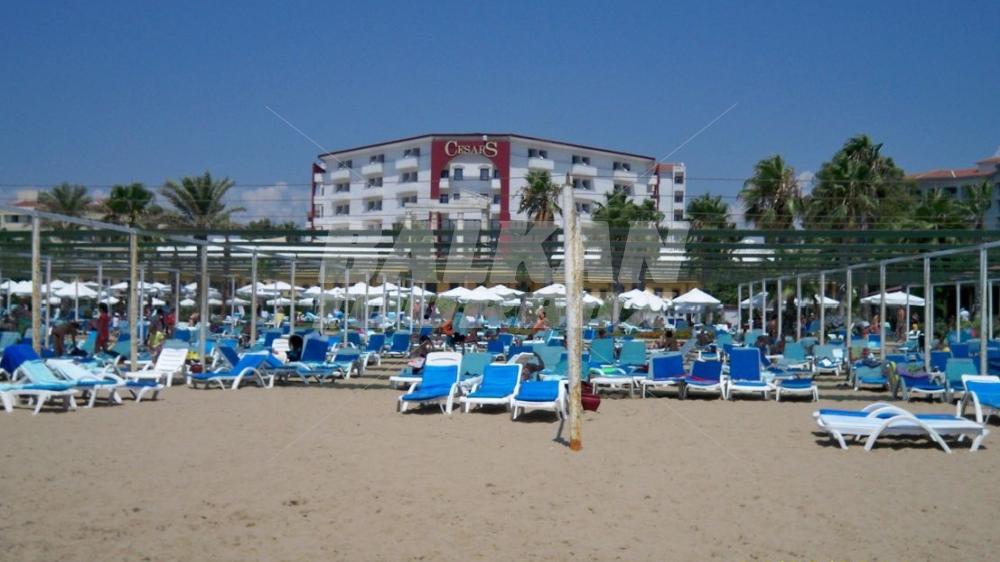 почивка в Cesars Resort And Hotel