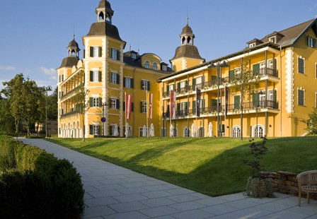 почивка в Schloss Velden