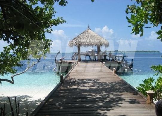 почивка в Vilamendhoo Island Resort