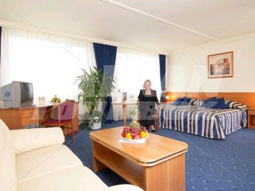 почивка в Top Hotel Prague