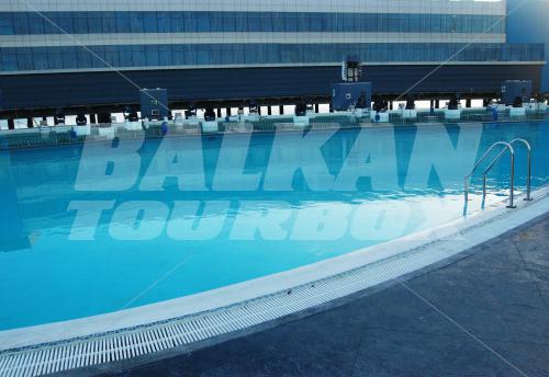 holiday in H2O