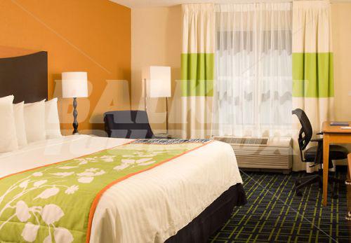 почивка в Fairfield Inn & Suites Orlando Lake Buena Vista in the Marriott Village