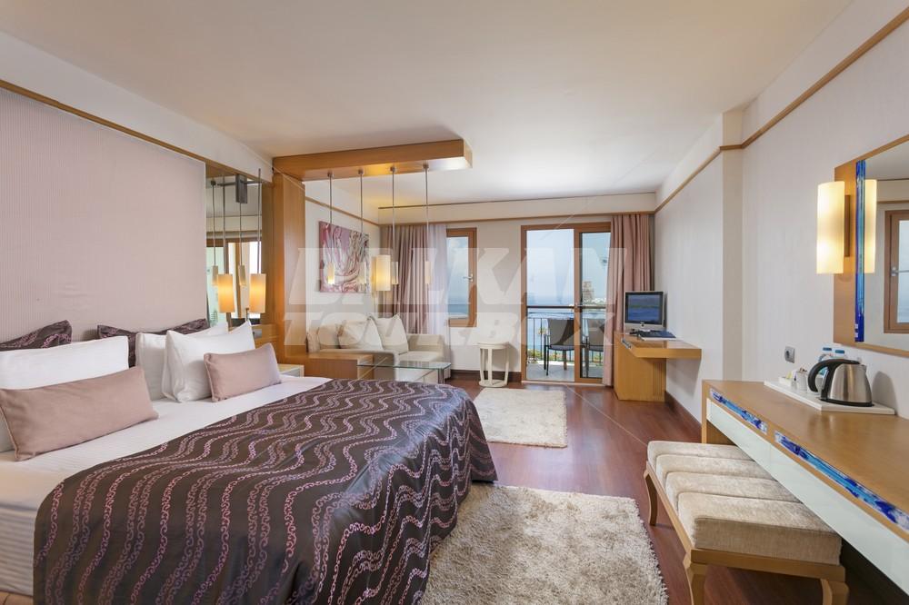 почивка в Kefaluka Resort