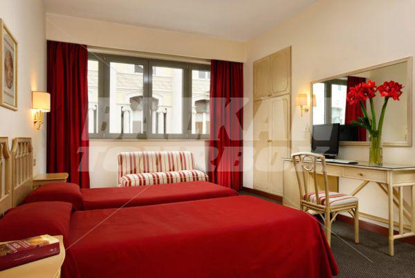 holiday in Hotel Commodore