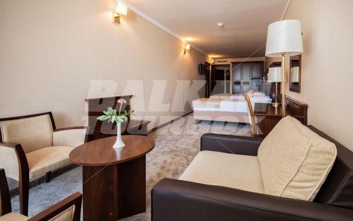 почивка в Grand Hotel Neum