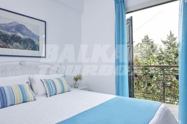 holiday in Spetses Retreat