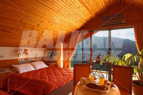 holiday in Acropole Delphi