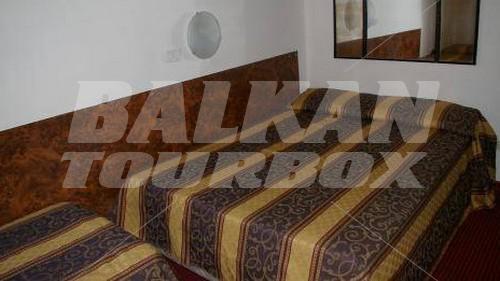 holiday in Acropoli