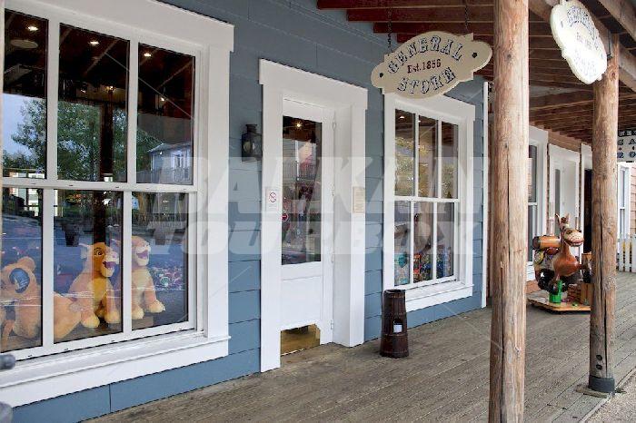 почивка в Disney's Hotel Cheyenne