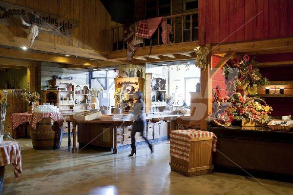 почивка в Disney's Hotel Cheyenne