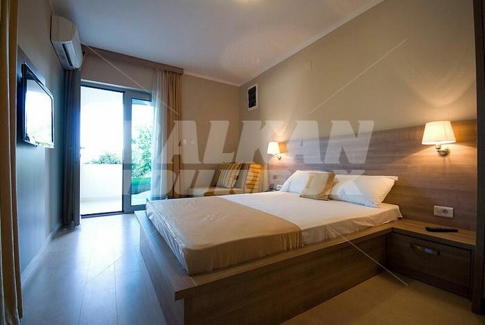 holiday in Villa V Lux