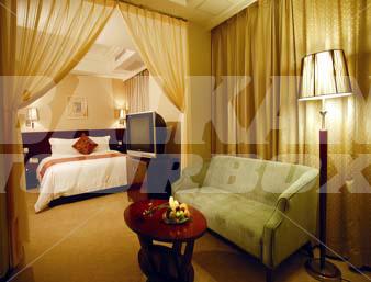 holiday in Ramada Wujiaochang