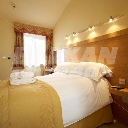 почивка в Winford Manor