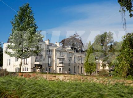 почивка в Winford Manor