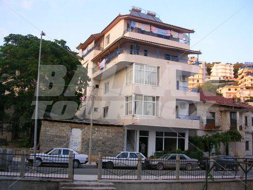holiday in Aulona