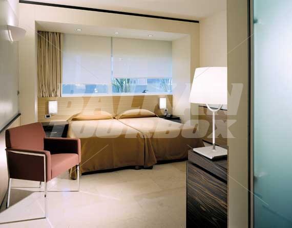 почивка в NH Laguna Palace