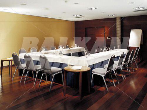 почивка в NH Columbia