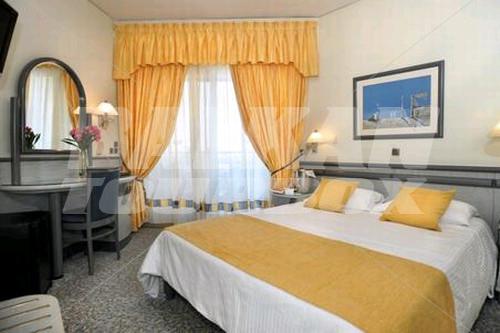 holiday in Emmantina