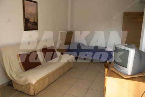 почивка в Miramare Bungalows