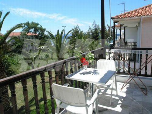 почивка в Miramare Bungalows