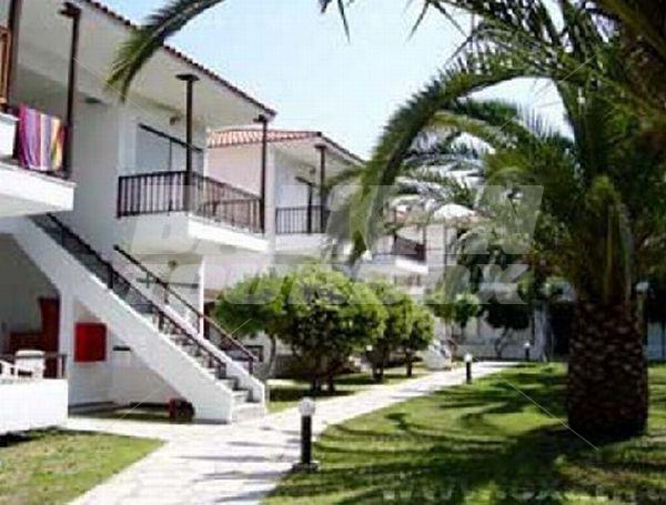 почивка в  Miramare Bungalows