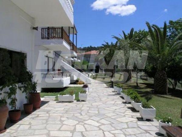 почивка в Miramare Bungalows