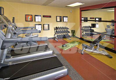 почивка в Courtyard by Marriott Fairfax Fair Oaks