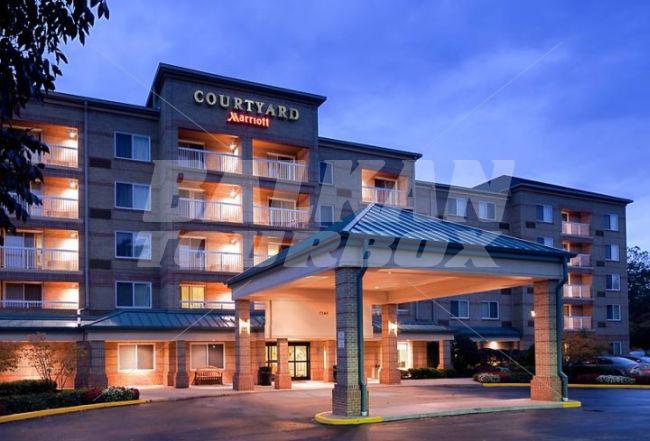 почивка в  Courtyard by Marriott Cleveland Airport South