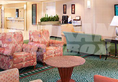 почивка в Courtyard by Marriott Cleveland Airport South