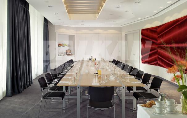 почивка в Swissotel Bremen