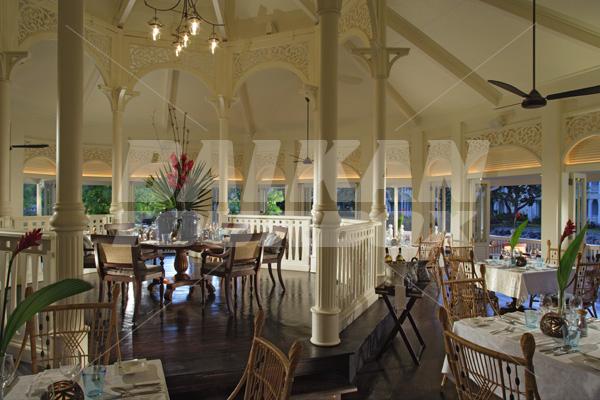 holiday in Le Telfair Golf and SPA