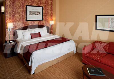 почивка в Courtyard by Marriott Omaha Downtown/Old Market Area