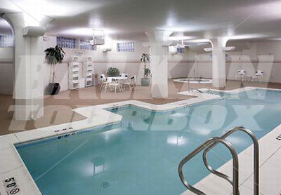 почивка в Courtyard by Marriott Omaha Downtown/Old Market Area