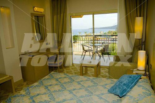 почивка в L Oceanica Beach Resort