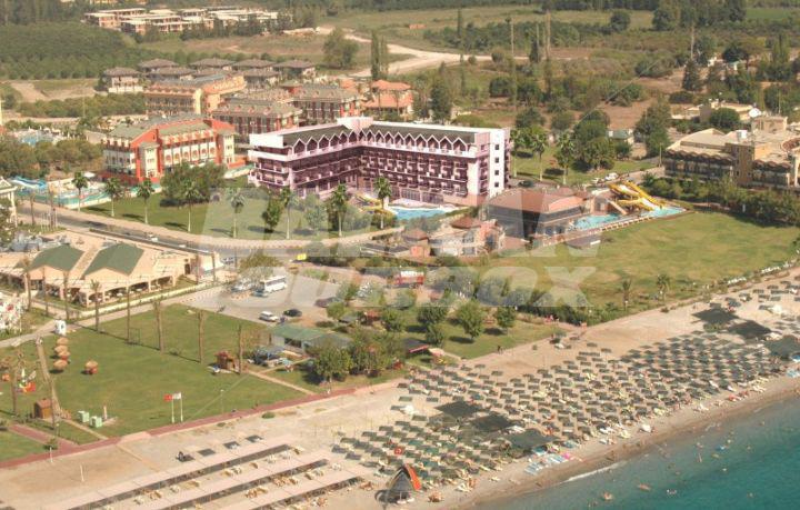 почивка в  L Oceanica Beach Resort