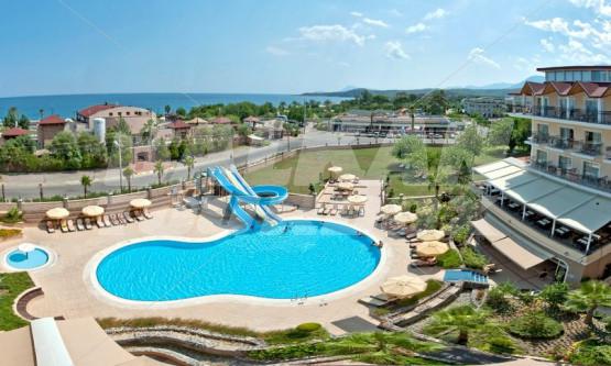 почивка в L Oceanica Beach Resort