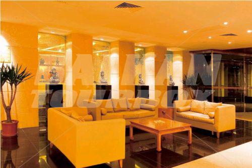 holiday in Jardin Secret