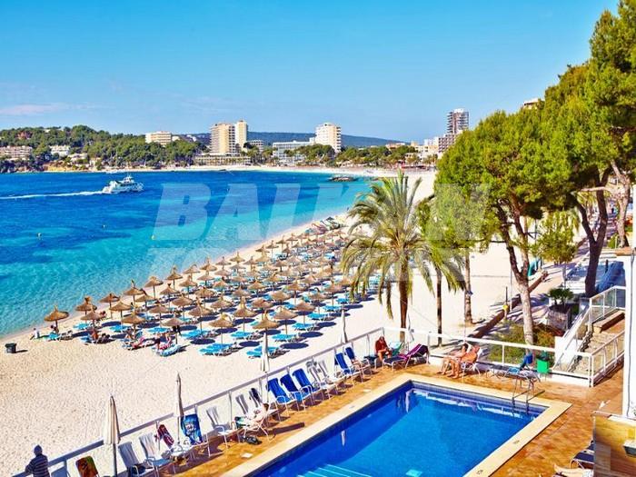 holiday in Flamboyan - Caribe Hotel
