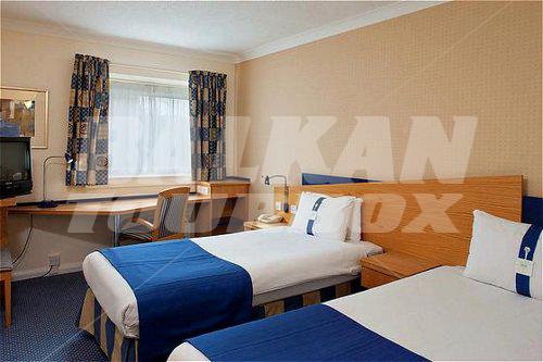 почивка в Holiday Inn Express Oxford - Kassam Stadium