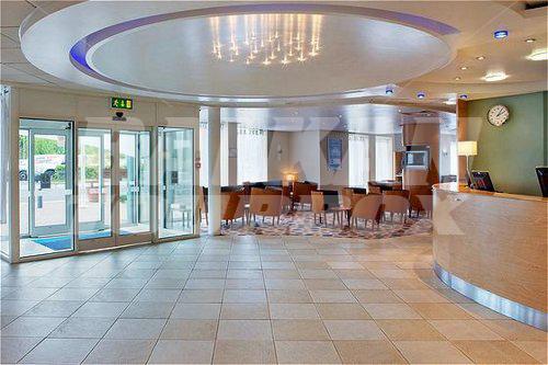 почивка в Holiday Inn Express Oxford - Kassam Stadium