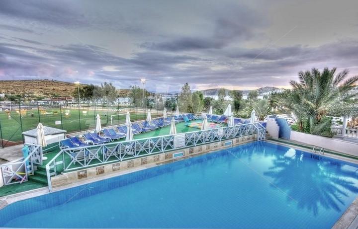 почивка в Eken Resort