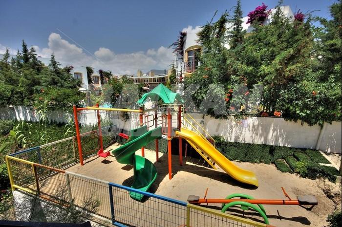 почивка в Eken Resort