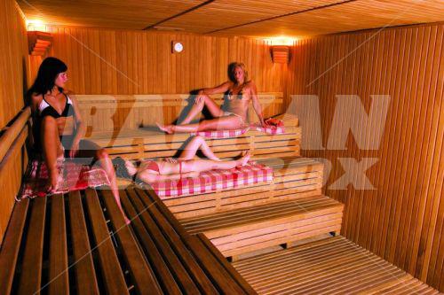 holiday in Xeno Alpina