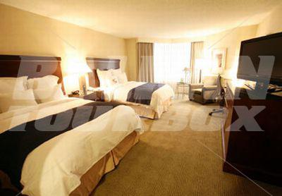почивка в Renaissance by Marriott St. Louis Airport