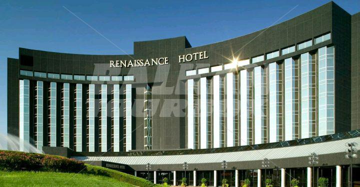 почивка в  Renaissance by Marriott St. Louis Airport