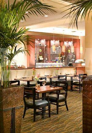 почивка в Renaissance by Marriott St. Louis Airport