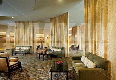 почивка в Renaissance by Marriott St. Louis Airport