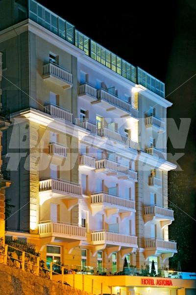 holiday in Astoria by Ohm Group